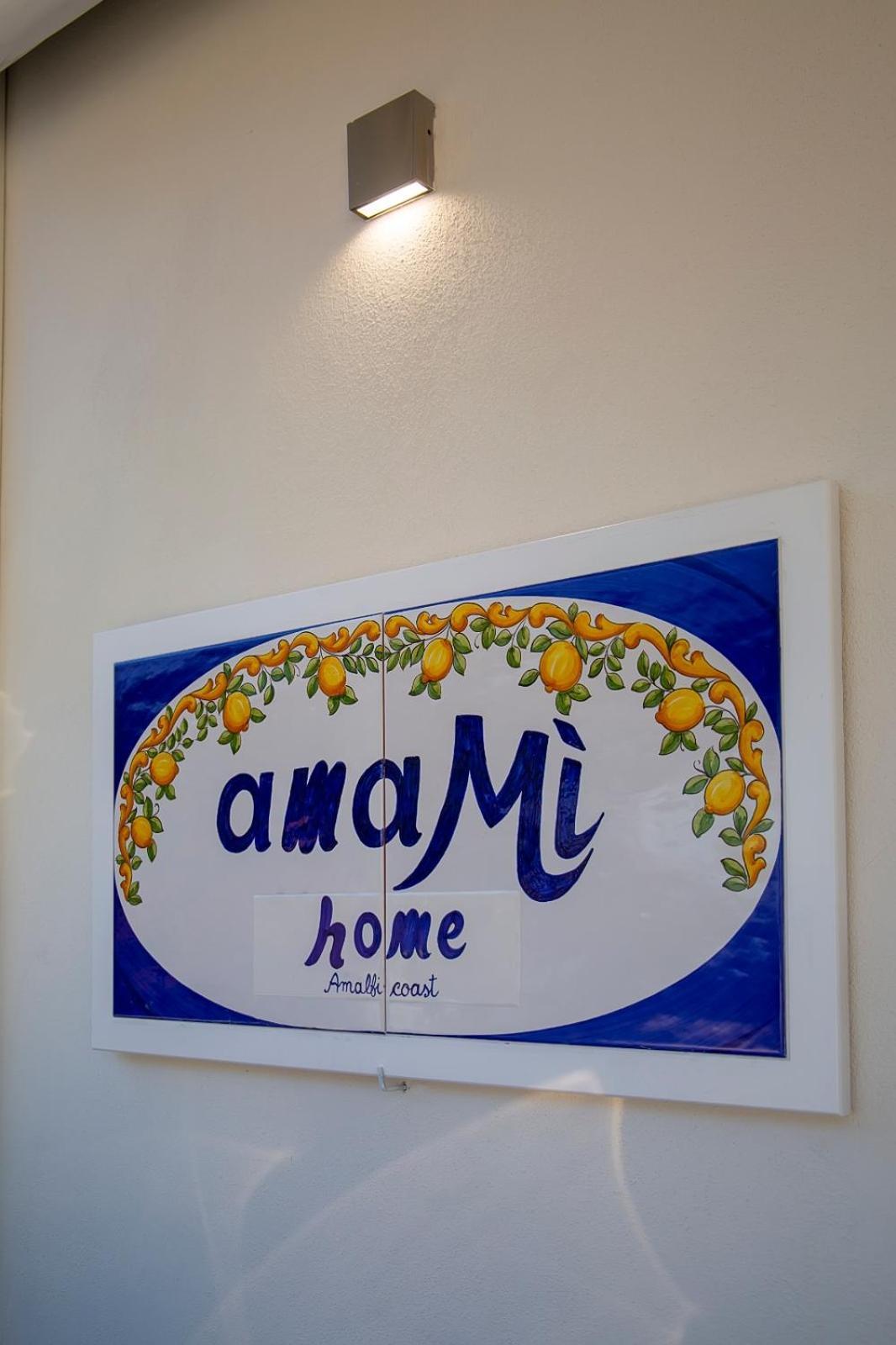 Amami Home Vietri Bilik gambar